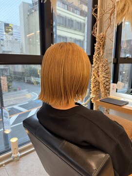  リュクスバトーバイトリコ 船橋南口店(Luxe BATEAU by tricot) ハイトーン切りっぱなしボブ/20代30代40代