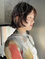 エイチ(H) xカット/イメチェン/ホワイトブロンド/外ハネボブ/美髪/