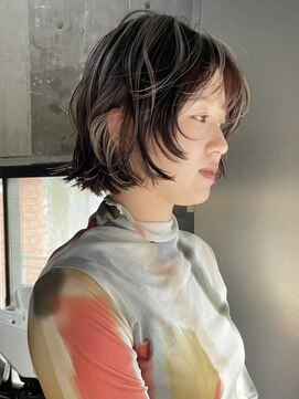 エイチ(H) xカット/イメチェン/ホワイトブロンド/外ハネボブ/美髪/