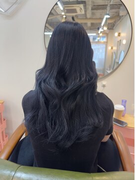 ヒョンミョン ライズバイレボ 柏西口店(hyon myon/RISEbyREVO) ブルーブラック/透明感カラー/くびれ巻き