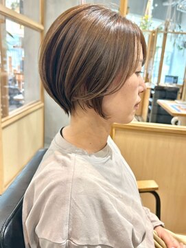 フェリアファム 北千里(FERIA fam) インナーカラー/ハイライト/縮毛矯正/レイヤーカット/髪質改善