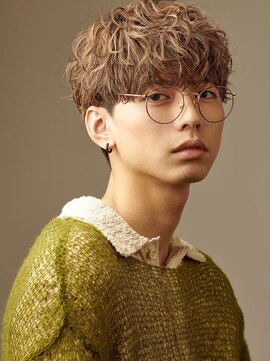 アズ ワン(AS ONE) 波巻きパーマツイストスパイラルパーマツーブロックメンズ黒髪