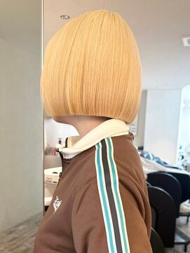 ザスリック 代官山(THE SLICK) 紫シャンプーでつくるブロンドヘア