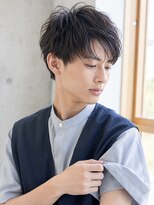 カラン エ ノエル(Calin et Noel)&nbsp;センターパートコンマヘア毛流れセンターパート束感ショート