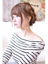 メイズ(MAZE)&nbsp;【メイズ東中野・鍛原志行】ボブの編み込みアレンジ