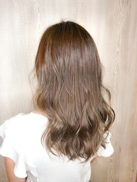 オーシャン 宇都宮店(Ocean) くびれセミディ×ベージュ