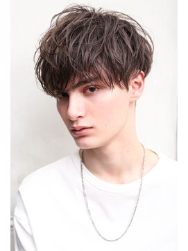 ルックグッドストア(LOOK GOOD STORE) マッシュナチュラルセンターパート韓流束感ツーブロック元町神戸