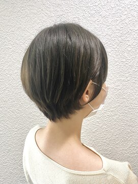 ネオリーブカップ 町田店(Neolive capu) 耳掛けショート×オリーブベージュ【町田/jr町田/町田駅】