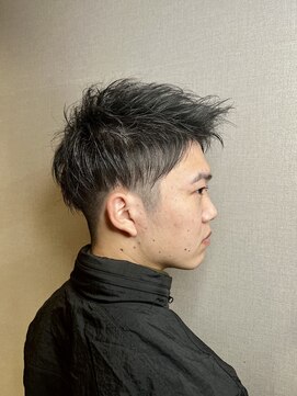 リリ(Liri material care salon by JAPAN) 爽やかメンズ刈り上げレイヤーデザイン！