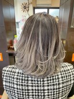 アド ヘア プレイス(adon hair place) シルバーアッシュバレイヤージュ