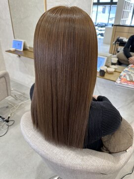 ヘアデザイン ファブロ(hair design FABRO.) 髪質改善トリートメント/イルミナカラー/超音波トリートメント