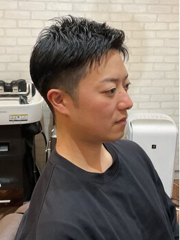 バーバーショップ ハマグチ(BARBER SHOP HAMAGUCHI)の写真/些細なご要望までくみ取る丁寧なカウンセリングで,ONもOFFもキマる扱いやすいスタイルに。<理容室>［吹田］