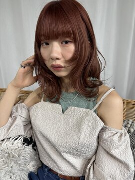 リタ(rita.) 小辻 ウルフレイヤーカット 顔周りカット くびれヘア