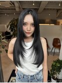 黒髪ストレート　ロングレイヤー　暗髪レイヤーカット