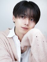 ゴールド 京都 三条(GOALD)&nbsp;マッシュブルーブラックフェザーパーマ刈り上げセンターパート