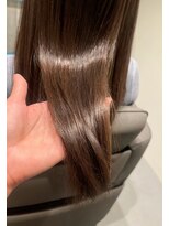 カレラ 新松戸店(KARERA)&nbsp;トレンドのグレージュ系カラー×髪質改善トリートメントコアミー