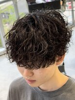 オーバル ジングウマエ(OVARL jingumae) シャドウパーマツイストスパイラルフェザーパーマ
