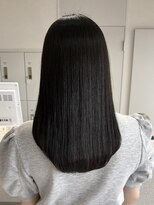 ログ(log)&nbsp;ニュアンスパーマ　髪質改善カラー　顔まわり　レイヤー　艶髪