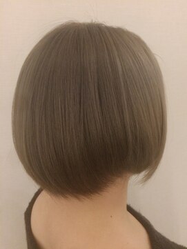 ヘアクリエイト キャラ(Hair create KALA) 透明感ある大人ブリーチ