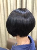 前下がりショートボブ