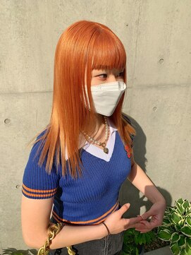 アルカナ 明治神宮前原宿(ARCANA) オレンジカラー　ぱつっとカット　ハイトーンカラー
