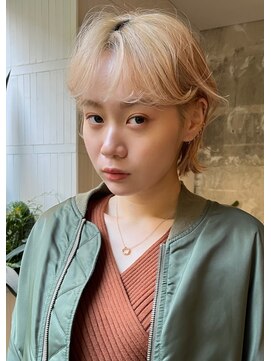 ユーリカ(Eurica) ボブ/ハイトーンベージュ