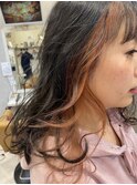 ピンクベージュインナーカラー♪ゆる巻きかき上げヘア