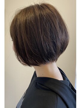 ヘアーデザイナーズサロン エイダ 筑紫野店(hair designers salon A.DA) ソフトなショートボブ