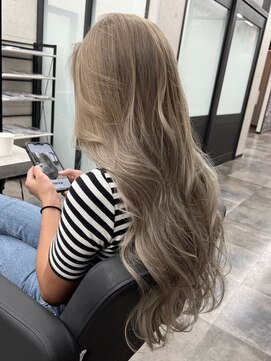 スターズ 川越店(STARS) ホワイトベージュ　グレージュ　グラデーション