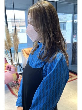 ティル(till) 【till_emi】やわらかセミディ と シークレットハイライト