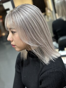 ラフ 難波店(LAFF) #黒髪#ボブルフ#ネビージュ#小顔#ワンレン