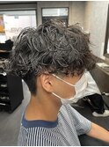 波巻きパーマ 波巻きスパイラル メンズカット 葛西 メンズ 眉毛