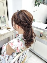 リサ 恵比寿(risa.)&nbsp;編み込みローポニー