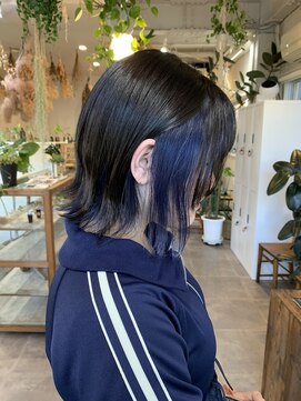 タオ(tao) ウルフ×ネイビー