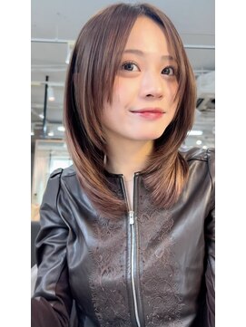 イヴォーク トーキョー(EVOKE TOKYO) レイヤー/ミディアム・ロング/20代/顔周り/ブラウンベージュ