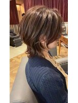 ボニークチュールドットエス(.S)&nbsp;韓国風くびれミディ  レイヤーショート ハイレイヤーウルフ 神戸