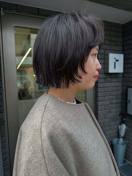 テンション(tension) 顔まわりウルフレイヤーカットレイヤーボブ大通駅バスセンター駅