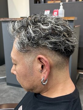 ランディ(RANDY) 極道パーマ/スパイラルパーマ/ホワイトメッシュ