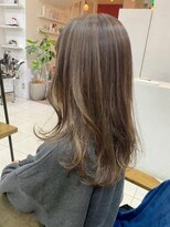 バランス 原宿 表参道(balance) ヘーゼルベージュハイライト×レイヤー YUKA