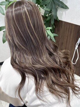 ベルヘアーデザイン 堺東(Belle hair Design) イメチェンハイライトレイヤーカットイルミナカラー外国人風堺東