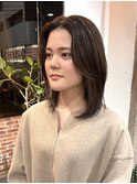 ピンクベージュレイヤーボブニュアンスカラー外ハネボブショート