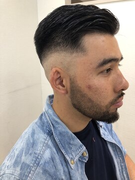 ロストシティ 横浜(LOST CITY) 外国人フェードカット 七三オールバック【Lostcity横浜】横浜駅