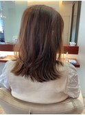 くびれ外ハネセミロング