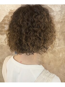 マギーヘア(magiy hair) くるくるボリューミーパーマ［magiyhair西部笑］