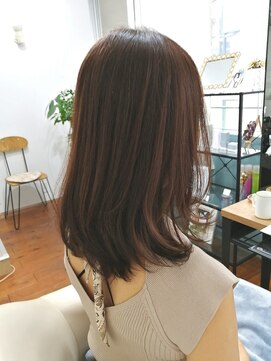 モンスティル(MON STYLE) 【レイヤースタイルをしてみたい方に】ミディアムローレイヤー