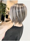 ホワイトシルバー◯シャドールーツ