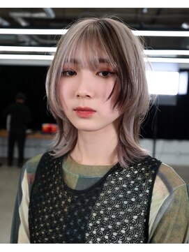 プネル(punel) ウルフレイヤーウルフカットケアブリーチ佐藤ローライトグレー