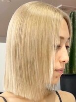 ウィコ 新宿(WICO)&nbsp;ホワイトベージュ[新宿駅/デザインカラー/レイヤーカット]