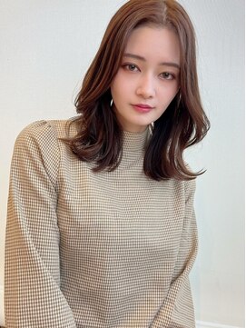 リノ(Lino) 大人かわいい韓国風顔まわりレイヤー