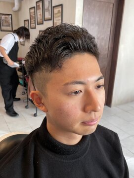 グレイスフルバーバーロンドン 大宮店(Graceful Barber London) 【20代 男性】ロンドンツーブロアイロンパーマ（大宮/バーバー）